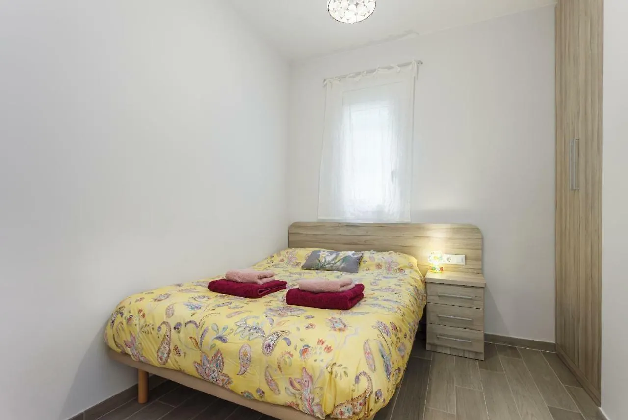 Beautiful Apartment 20 Minutes From City Center L’Hospitalet de Llobregat